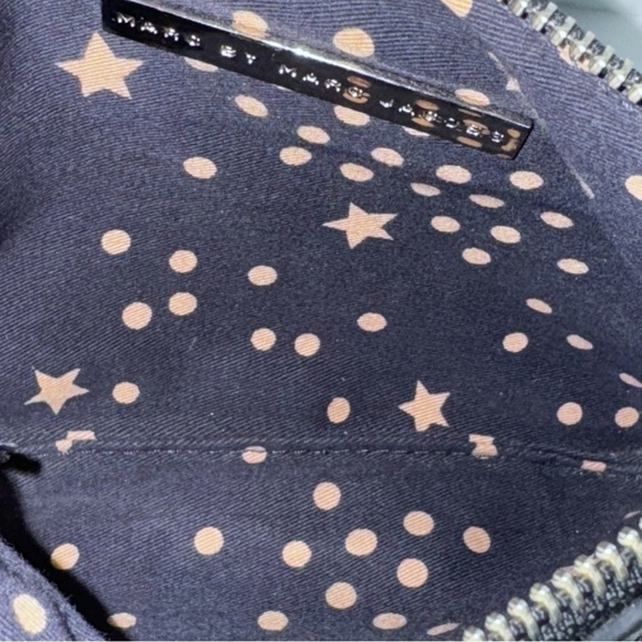 Marc By Marc Jacobs Black Leather Crossbody Zip Closure - Picture 8 of 12